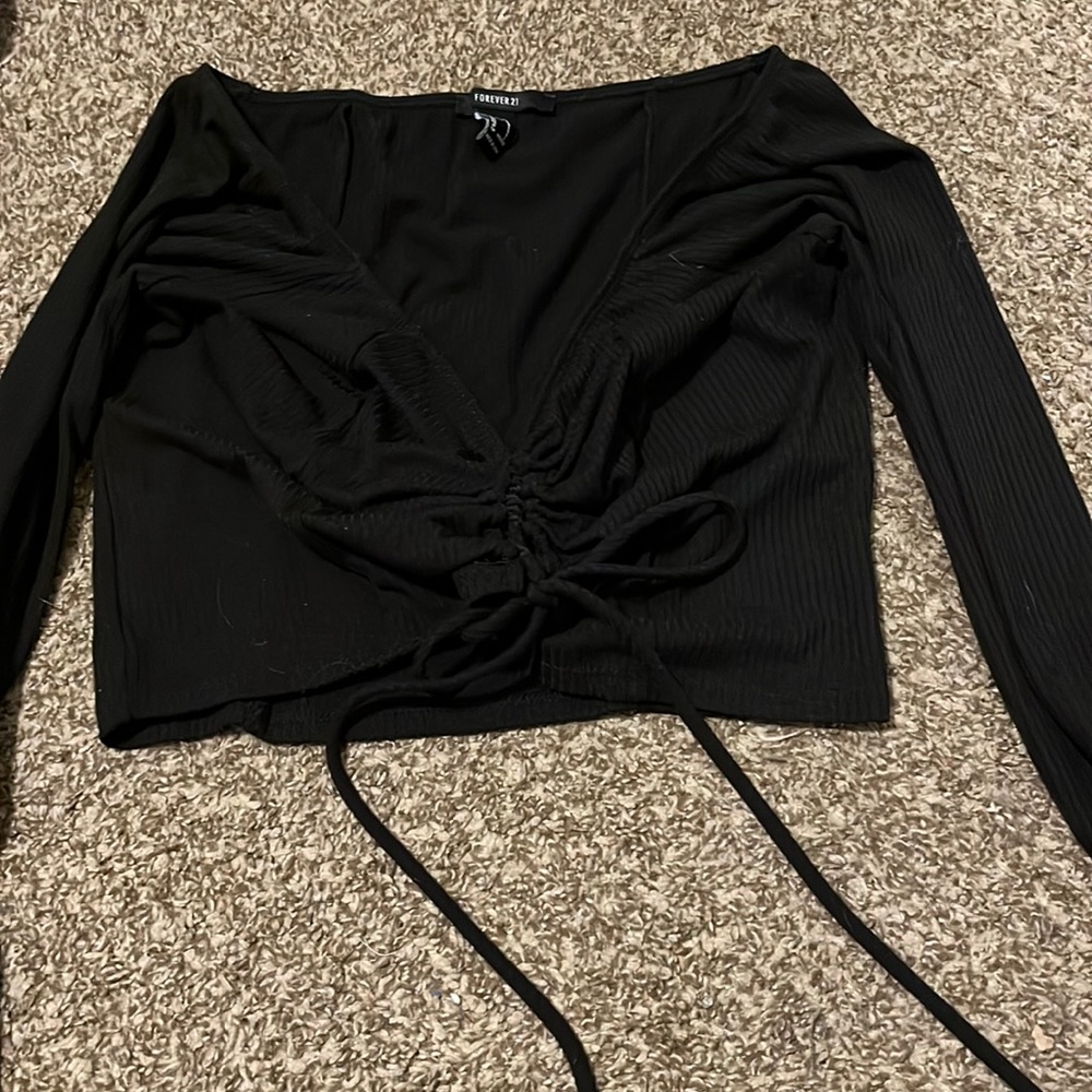 Forever 21 Black Cropped Long Sleeve Top, Size L